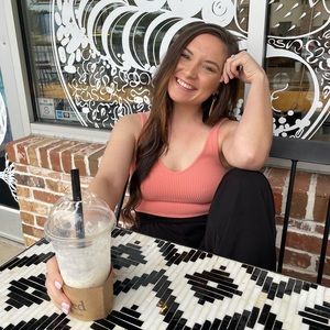 Meet your Posher, Brooke